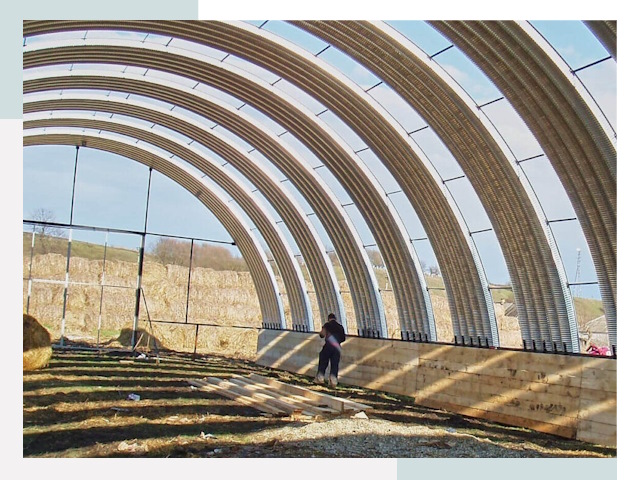 Строительство свинарников под ключ от 645 руб.