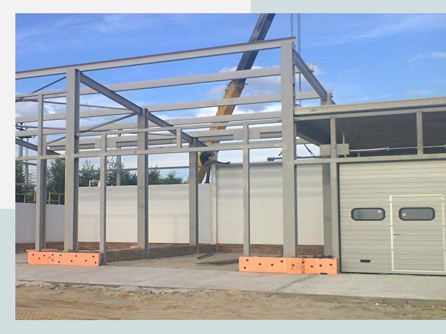 Строительство автосервисов от СтальСтрой-Бнк по цене 645 руб.